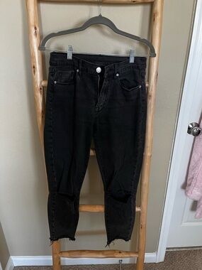 BDG Black Women's High-Rise Distressed Jeans